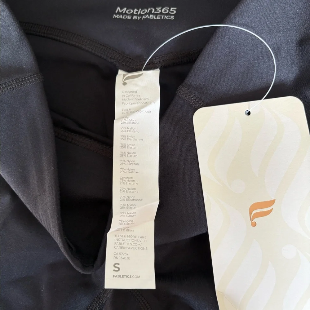 Motion 365 Fabletics Mid-Rise 7/8 Leggings - Picture 2 of 3